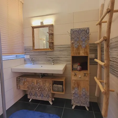 Strandanker بيت للعطل Mönkebude